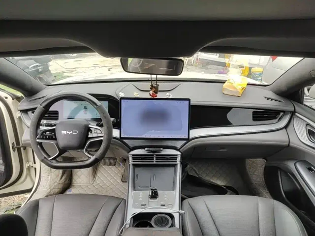 BYD Seal — Фото автомобиля 9