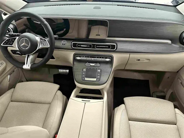 Mercedes-Benz V-Class — Фото автомобиля 14