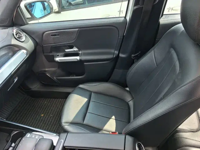 Mercedes-Benz GLB-Class — Фото автомобиля 11