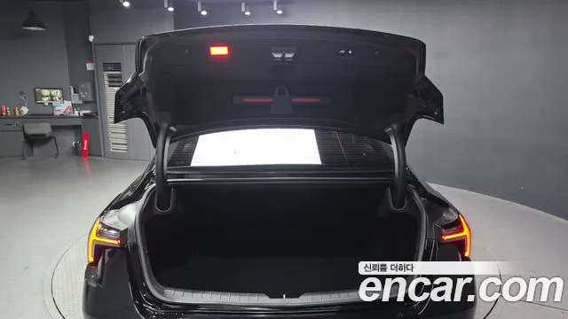 Kia K8 The New K8 2.5 Бензин 2WD — Фото автомобиля 20