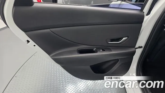 Hyundai AVANTE — Фото автомобиля 25