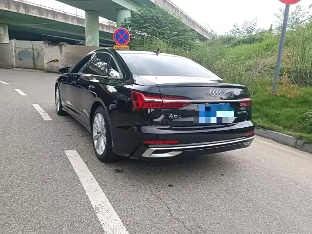 Audi A6L — Фото автомобиля 15