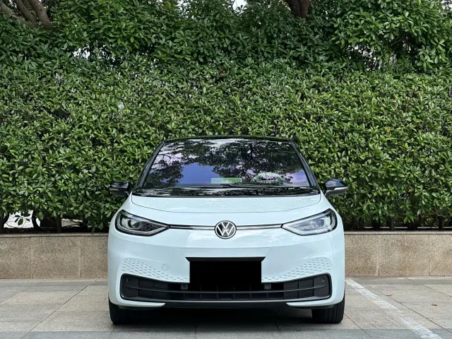 Volkswagen ID.3 — Фото автомобиля 2