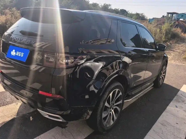 Land Rover Discovery Sport — Фото автомобиля 3