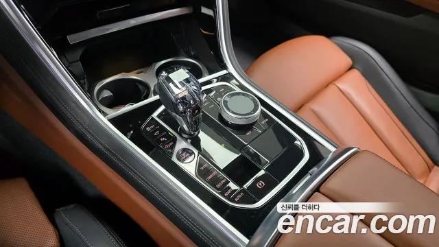 BMW 8-Series — Фото автомобиля 9