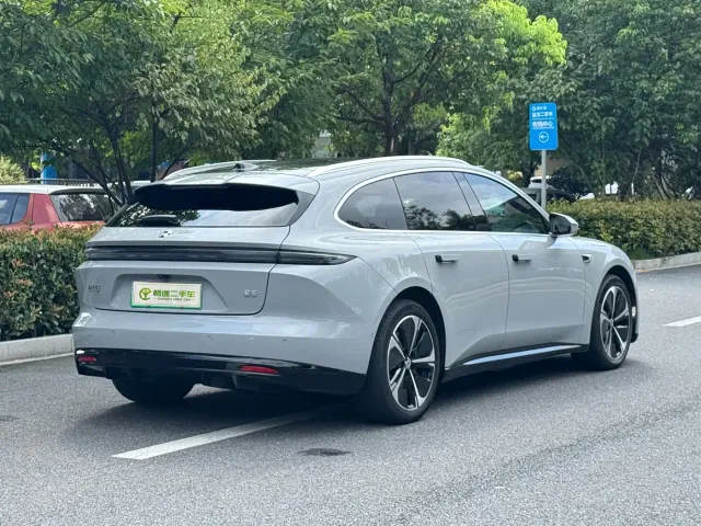 Nio ET5 Touring — Фото автомобиля 3