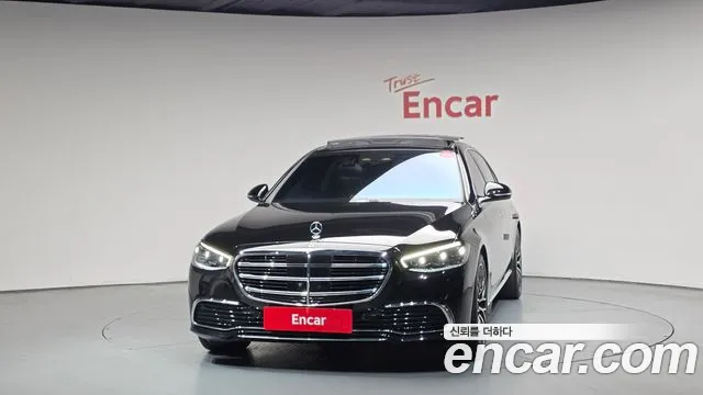 Mercedes-Benz S-Class — Фото автомобиля 3