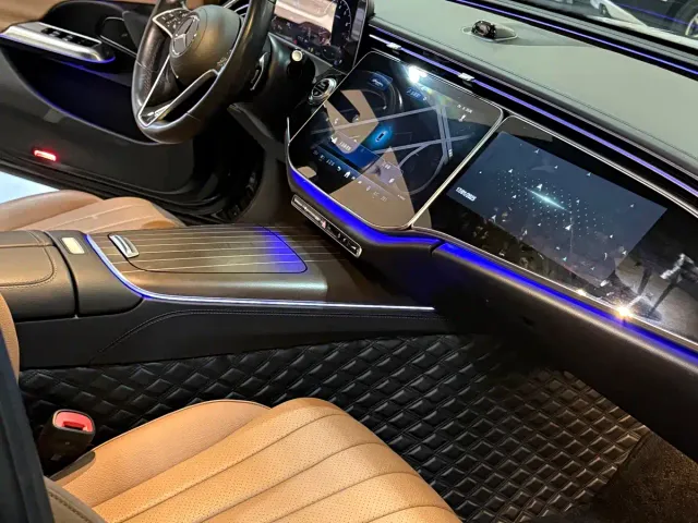 Mercedes-Benz E-Class — Фото автомобиля 4