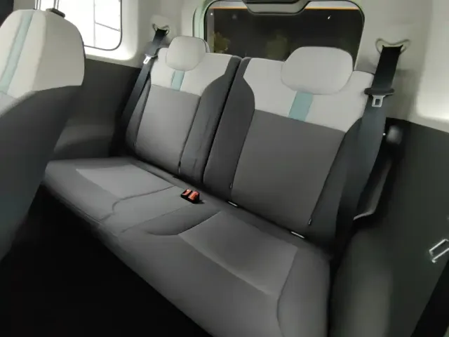 Changan Lumin — Фото автомобиля 15