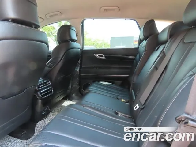 Genesis GV80 — Фото автомобиля 6