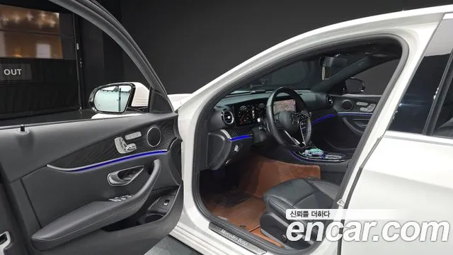 Mercedes-Benz E-Class W213 — Фото автомобиля 9