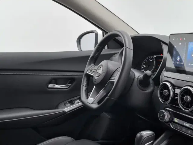 Nissan Sylphy — Фото автомобиля 22