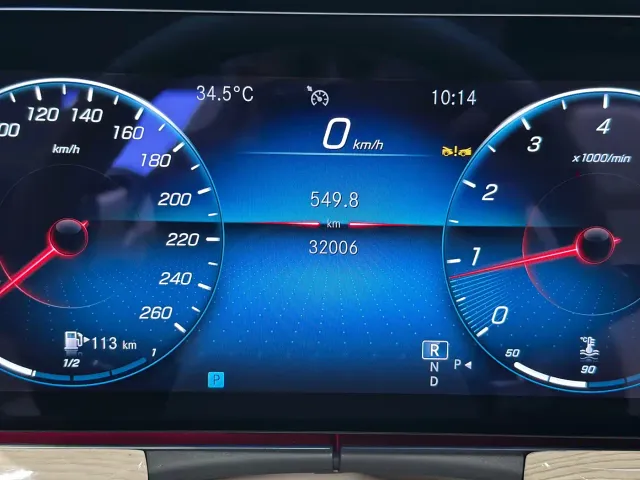 Mercedes-Benz E-Class — Фото автомобиля 8