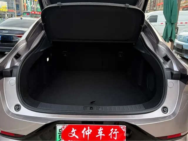 Changan Qiyuan A07 — Фото автомобиля 16