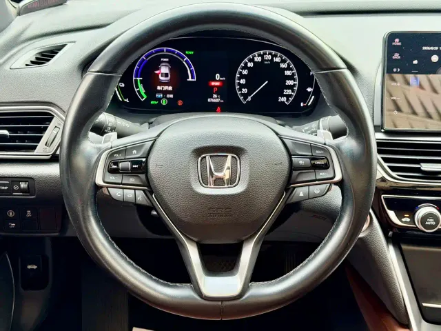 Honda Inspire — Фото автомобиля 6