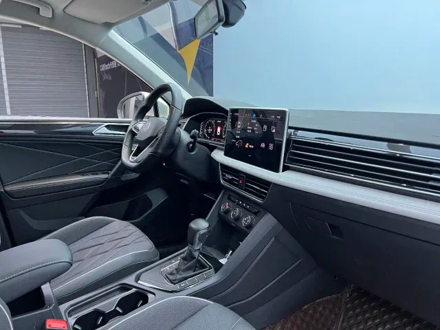 Volkswagen Tiguan L — Фото автомобиля 23