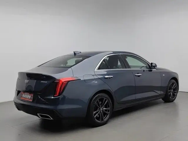 Cadillac CT4 — Фото автомобиля 2