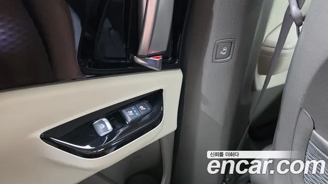 Kia Carnival 4th Gen — Фото автомобиля 16