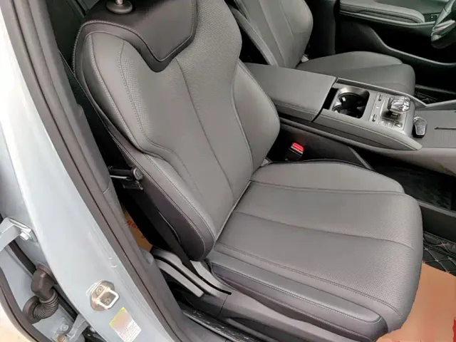BYD Qin L — Фото автомобиля 24