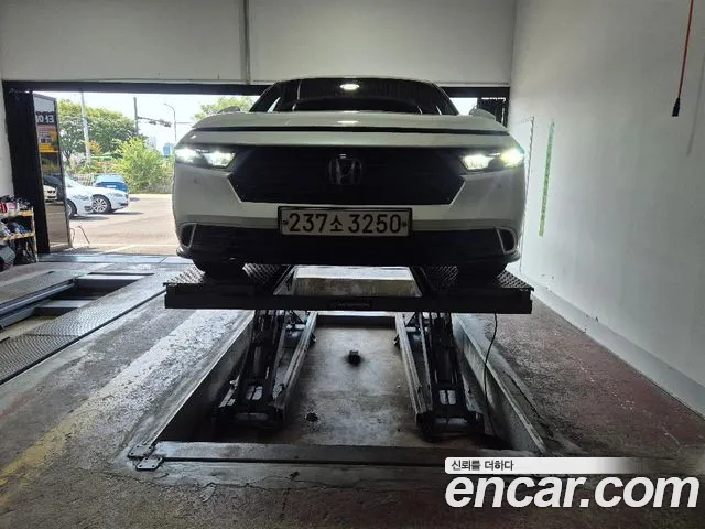 Фотография автомобиля — Honda Accord 11th Gen