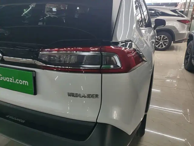 Toyota Wildlander — Фото автомобиля 7