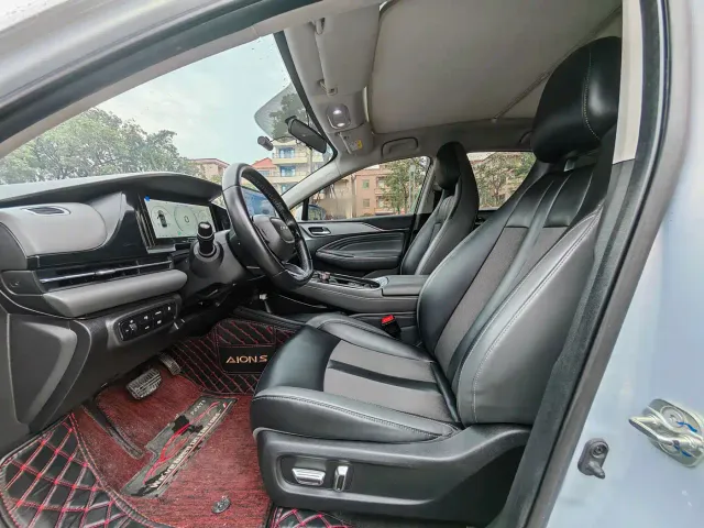 GAC Aion S Plus — Фото автомобиля 12