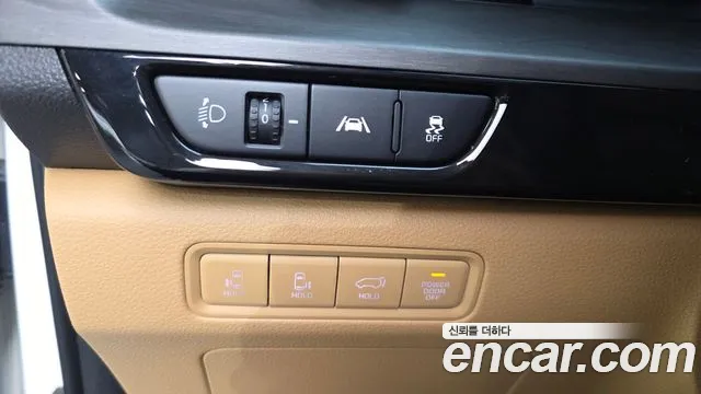 Kia Canival Carnival 4 поколение Бензин 9 мест Noblesse — Фото автомобиля 26