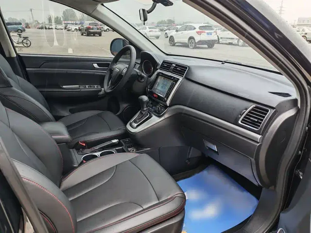 GAC Trumpchi M6 — Фото автомобиля 10