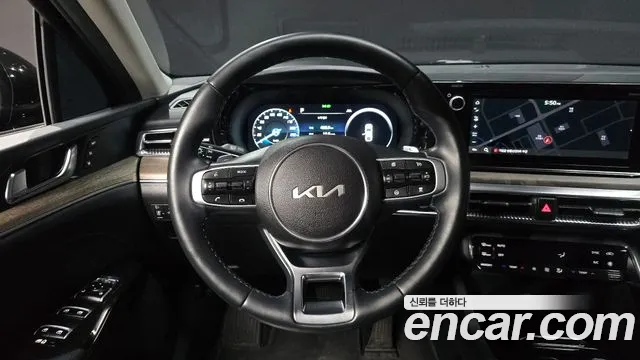 Kia K5 — Фото автомобиля 19