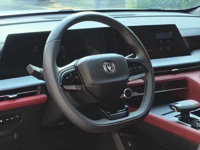 Changan CS75 Plus — Фото автомобиля 11