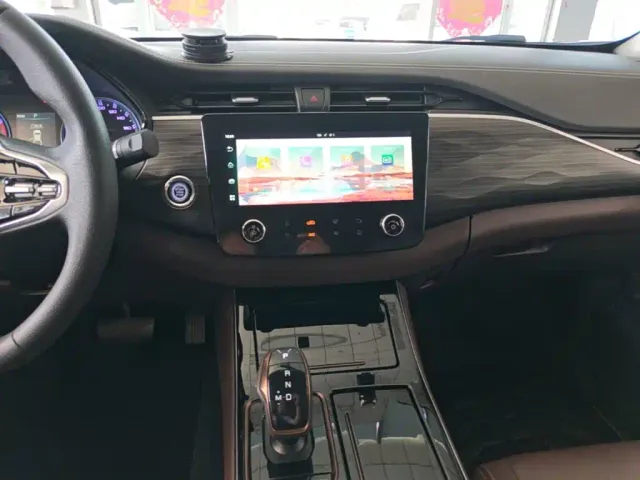 Dongfeng Rich 7 — Фото автомобиля 12