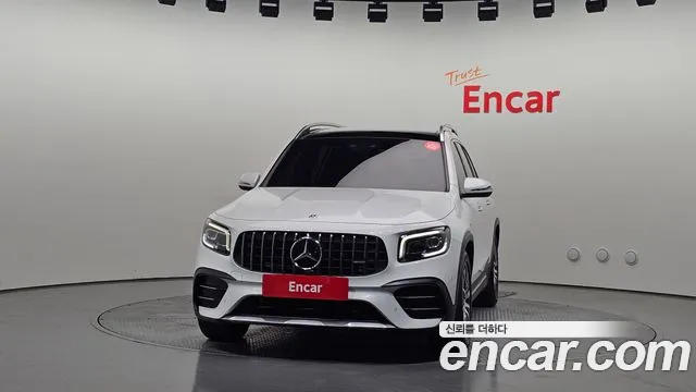 Mercedes-Benz GLB-Class — Фото автомобиля 2