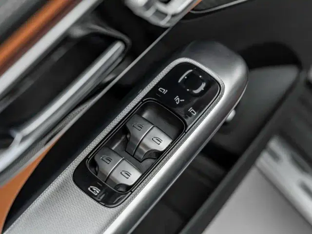 Mercedes-Benz GLC-Class — Фото автомобиля 16