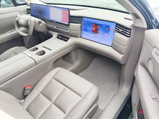 IM Motors LS6 — Фото автомобиля 13