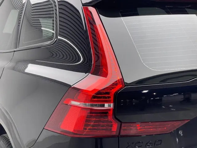 Volvo XC60 — Фото автомобиля 20