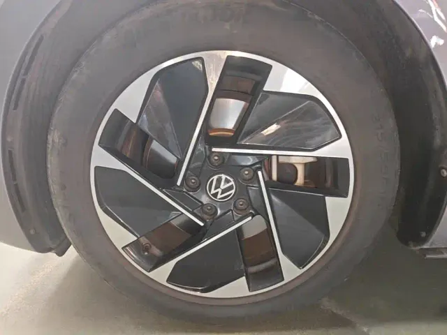 Volkswagen ID.3 — Фото автомобиля 22