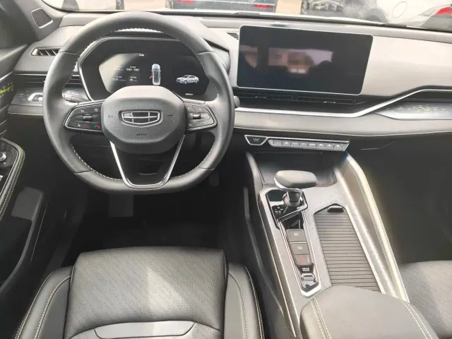 Geely Xingrui — Фото автомобиля 8
