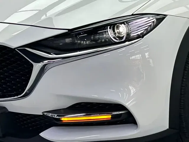 Mazda CX-4 — Фото автомобиля 7