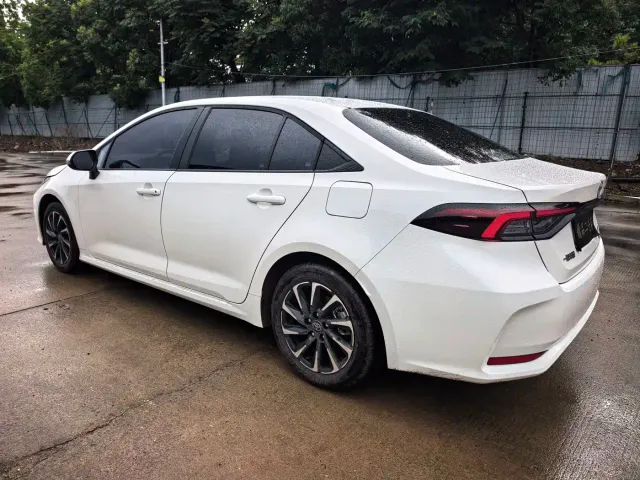 Toyota Corolla — Фото автомобиля 12