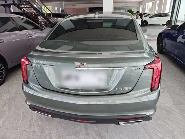 Cadillac CT5 — Фото автомобиля 5