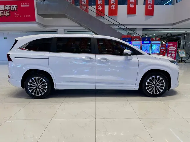 Hyundai Custo — Фото автомобиля 9