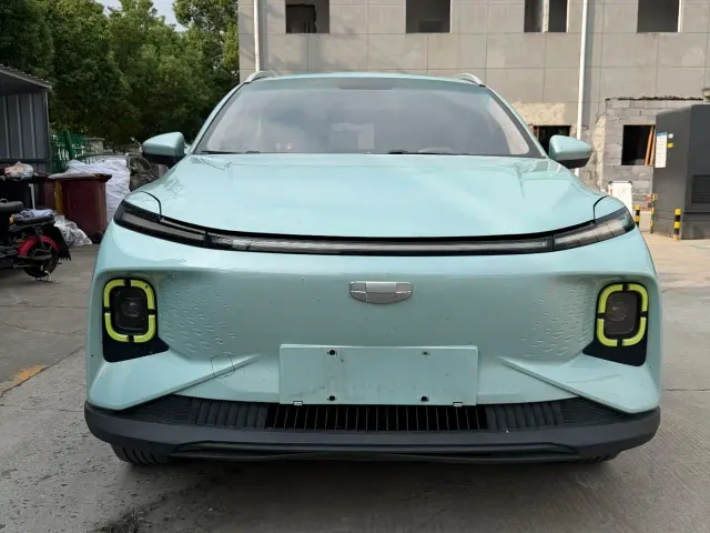 Фотография автомобиля — Geely Geometry E Firefly