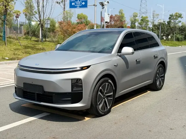 Фотография автомобиля — Li Auto L6