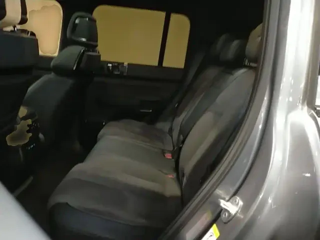BYD FangChengBao Leopard 5 — Фото автомобиля 16