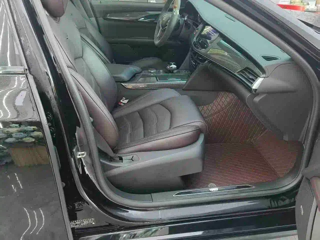 Cadillac CT6 — Фото автомобиля 13