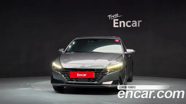 Hyundai Avante — Фото автомобиля 3