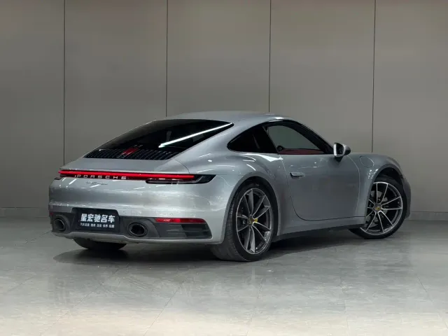 Porsche 911 — Фото автомобиля 5