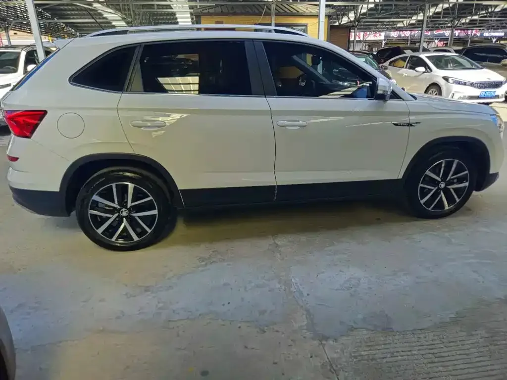 Škoda Kamiq 2022 1.5L Automatic Comfort Edition — Фото автомобиля 6