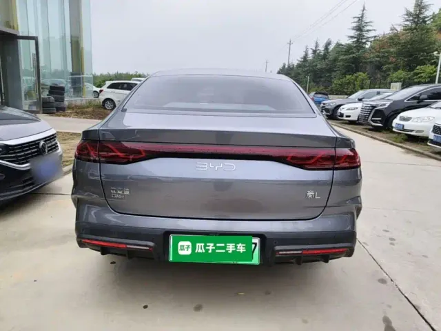 BYD Qin L — Фото автомобиля 5