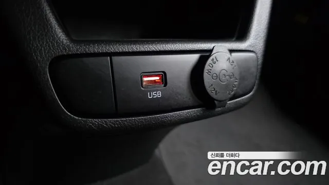 Kia RAY Новый Kia Ray Фургон — Фото автомобиля 18